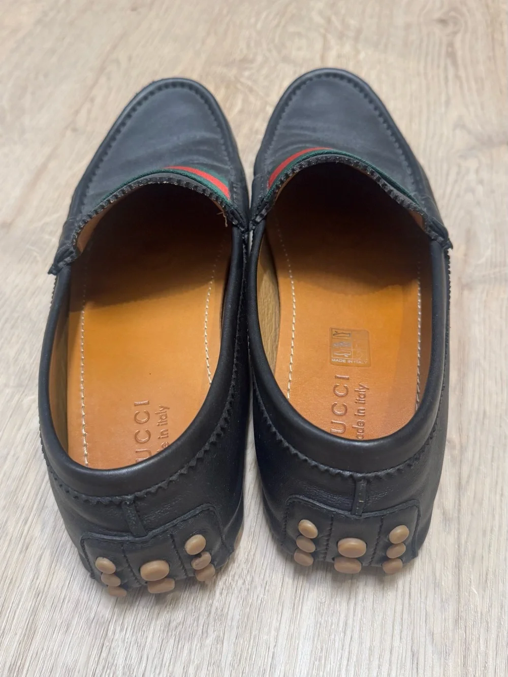Gucci Black Leather Slip-On Loafers with Green and Red Web